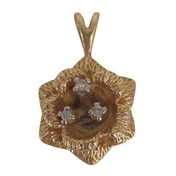 Vintage Jewelry - Vintage Textured Gold-Tone Floral Pendant with Clear Stone Center